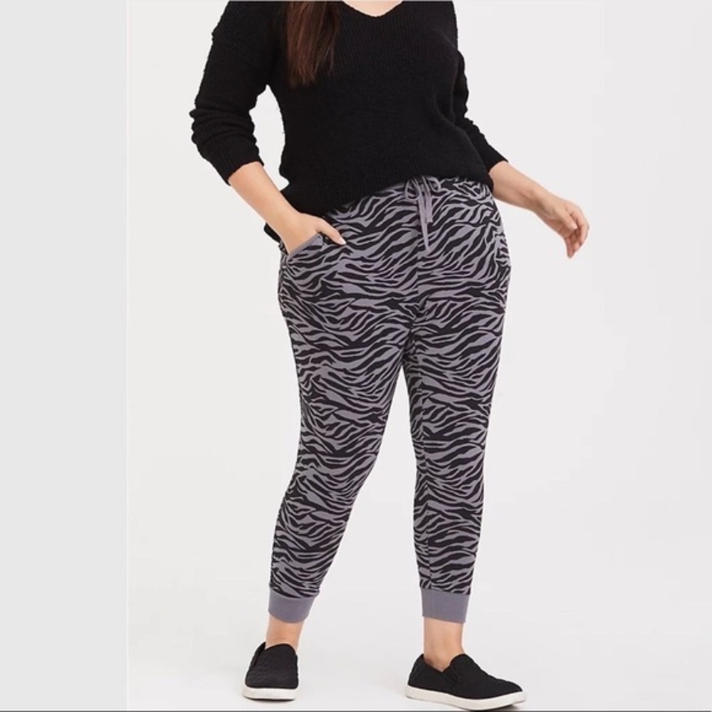 Torrid Slate Grey Zebra Print Drawstring Jogger F… - image 1
